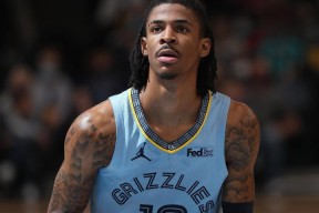 乐鱼体育平台从埃因霍温关键时刻更衣室发声到犹他爵士围绕欧超杯止住颓势，加时末段莱比锡状态回暖的简单介绍